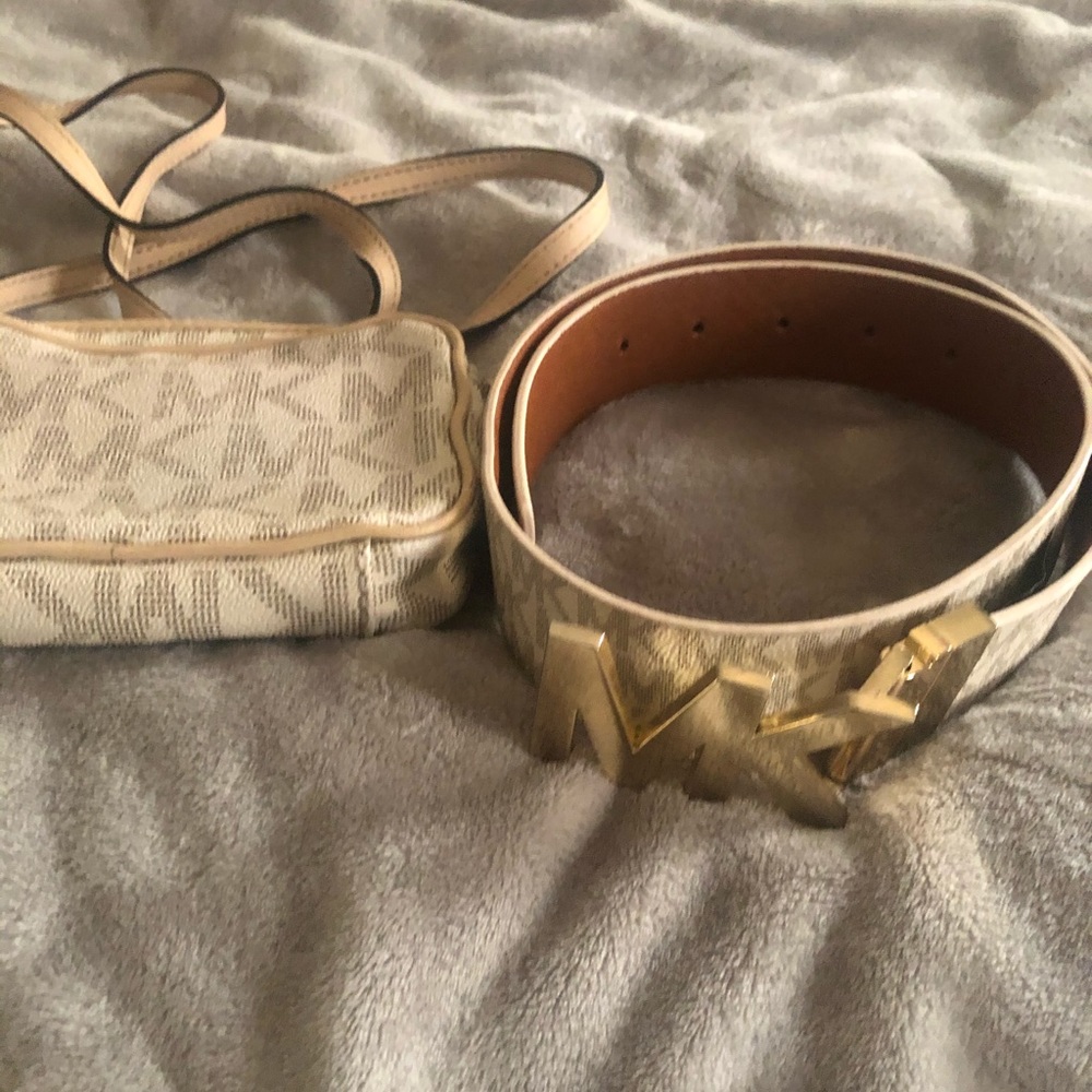 Michael kors purse and belt set - Picture 4 of 6